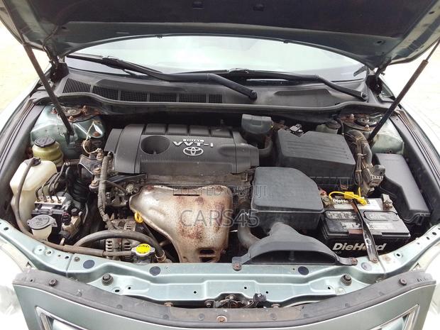 Toyota Camry 2010 Teal