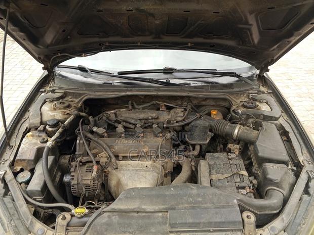 Nissan Altima 2005 Gray