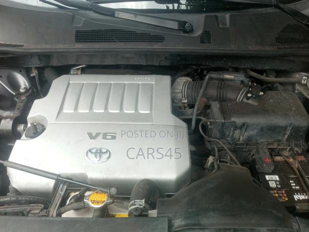 Toyota Highlander 3.5L 2WD 2013 Gray