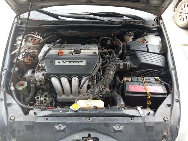 Honda Accord 2003 Silver