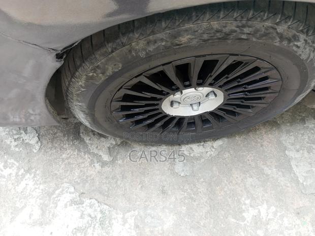 Toyota Corolla 2009 Gray