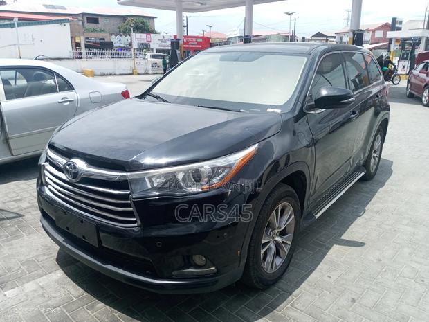 Toyota Highlander 2015 Black