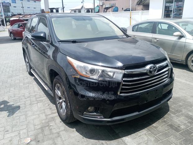 Toyota Highlander 2015 Black
