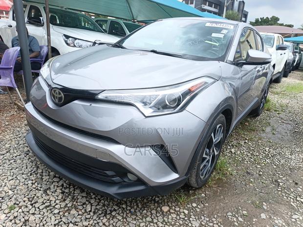 Toyota C-HR 2018 Silver