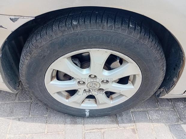 Toyota Camry 2010 Silver