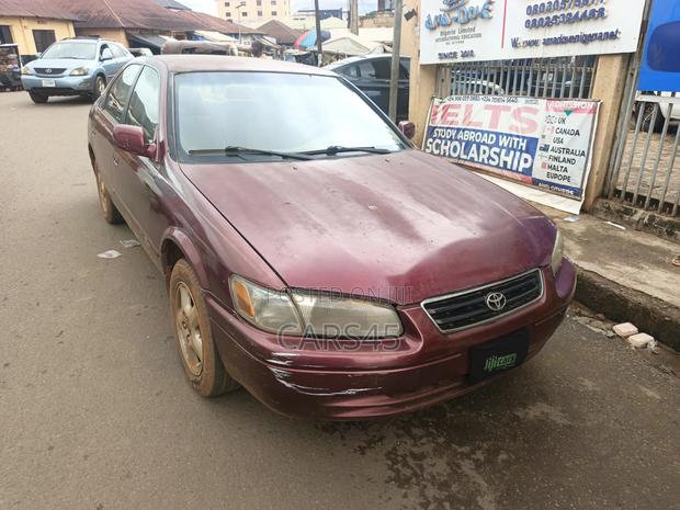 Toyota Camry 1998 Red