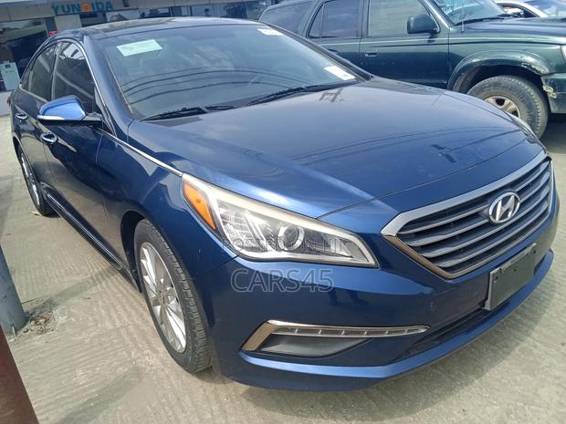 Hyundai Sonata Sport 4dr Sedan (2.4L 4cyl 6A) 2015 Blue