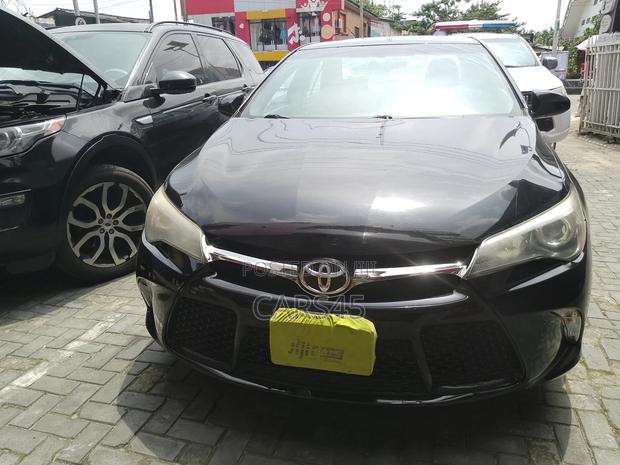 Toyota Camry 2016 Black