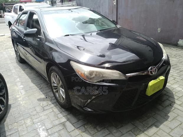 Toyota Camry 2016 Black