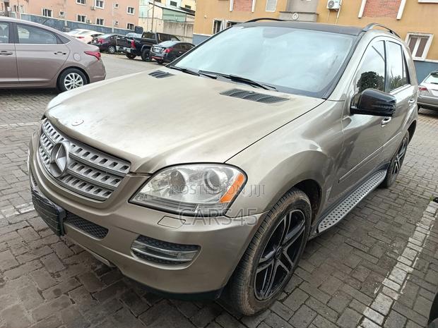 Mercedes-Benz M Class 2006 Gold