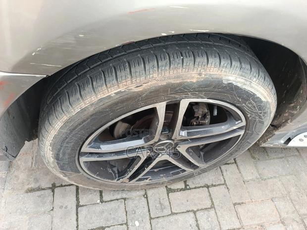 Mercedes-Benz M Class 2006 Gold