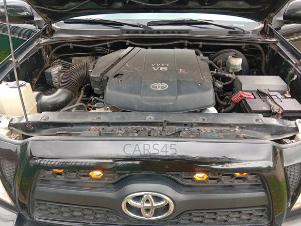 Toyota Tacoma 2012 Black