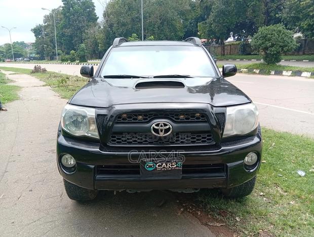 Toyota Tacoma 2012 Black