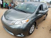 Toyota Sienna 2014 Gray for sale