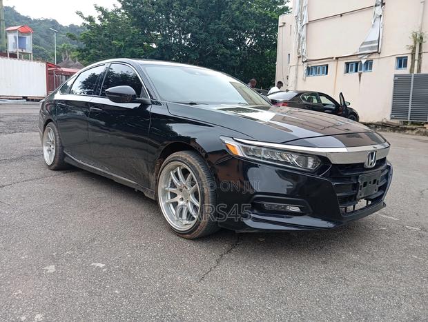 Honda Accord 2019 Black