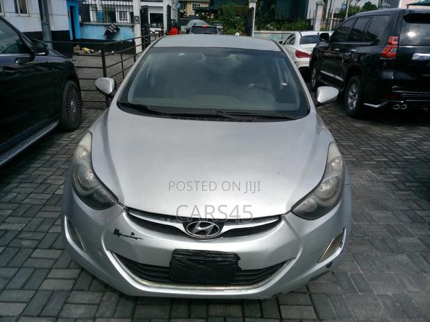 Hyundai Elantra 2012 Silver