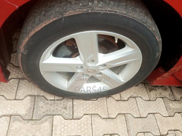 Toyota Camry L 4dr Sedan (2.5L 4cyl 6A) 2013 Red