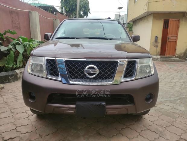 Nissan Pathfinder 2008 Brown