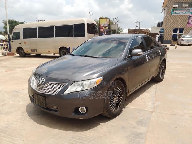 Toyota Camry 2008 Gray
