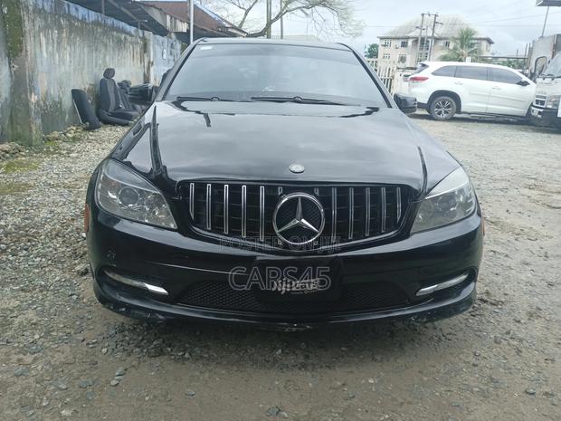 Mercedes-Benz C300 Luxury 4Matic Sedan AWD (3.0L 6cyl 7A) 2010 Black