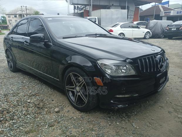 Mercedes-Benz C300 Luxury 4Matic Sedan AWD (3.0L 6cyl 7A) 2010 Black