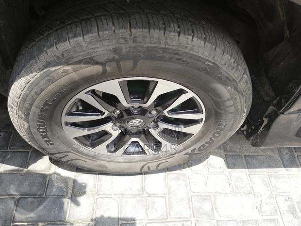 Toyota Land Cruiser Prado 2015 Black