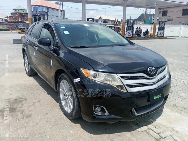 Toyota Venza 2010 Black