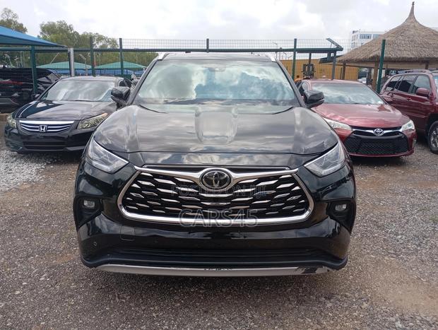 Toyota Highlander 2021 Black