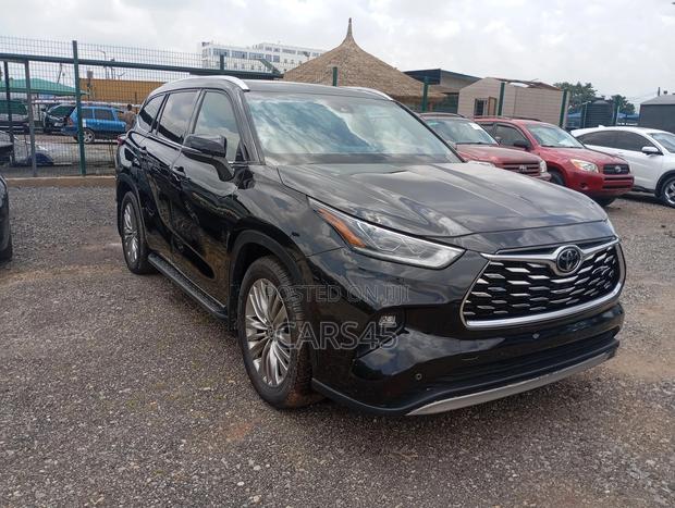 Toyota Highlander 2021 Black