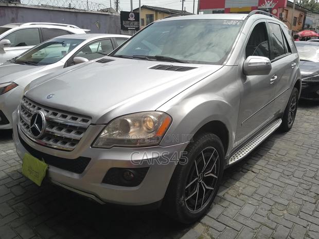 Mercedes-Benz M Class 2010 Silver
