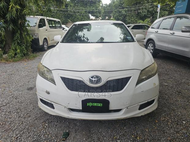 Toyota Camry 2009 White