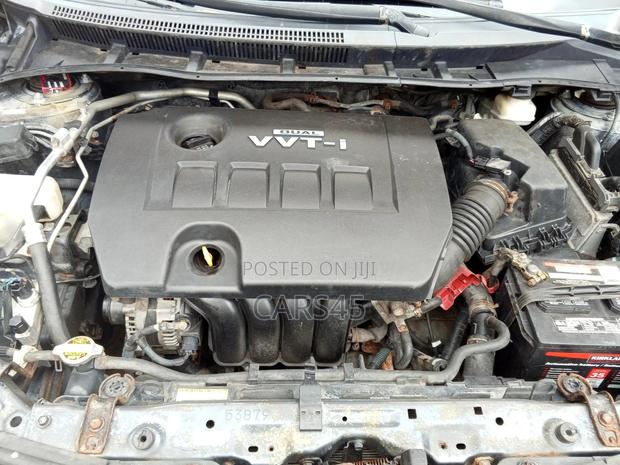 Toyota Corolla 2009 Gray