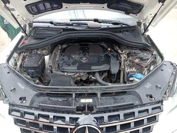 Mercedes-Benz M Class 2015 White