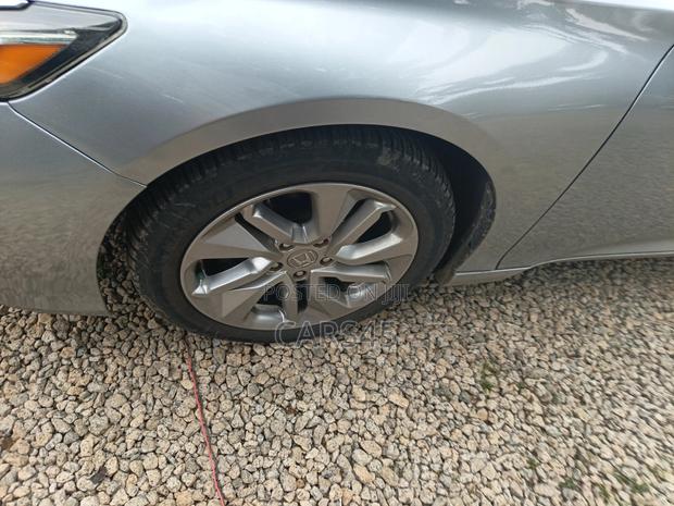 Honda Accord 2019 Gray