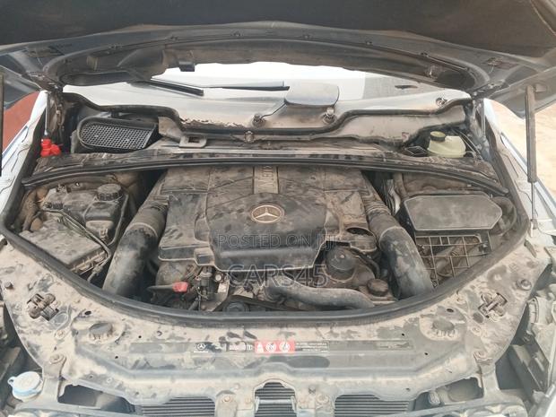 Mercedes-Benz R-Class 2006 Silver