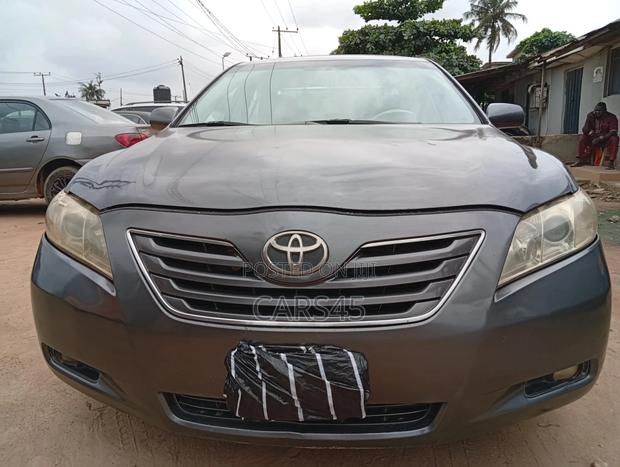 Toyota Camry XLE 4dr Sedan (2.4L 4cyl 5A) 2007 Gray