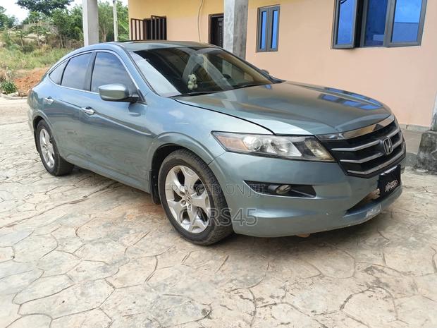 Honda Crosstour 2010 Green