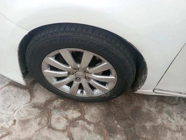 Lexus ES 2009 White