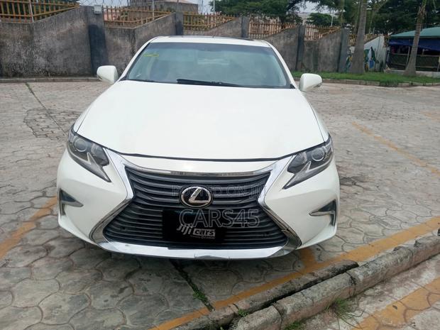 Lexus ES 2009 White