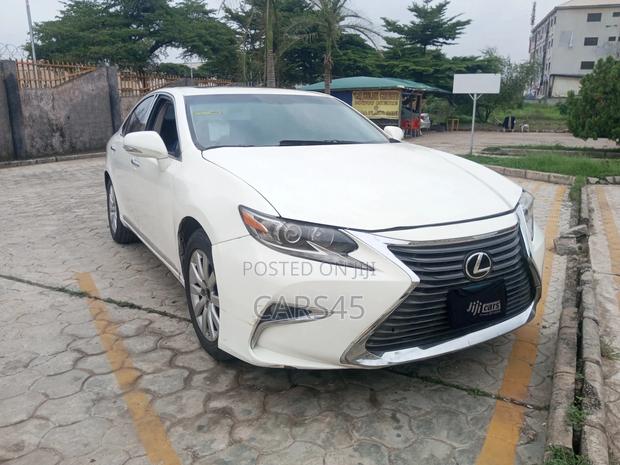 Lexus ES 2009 White