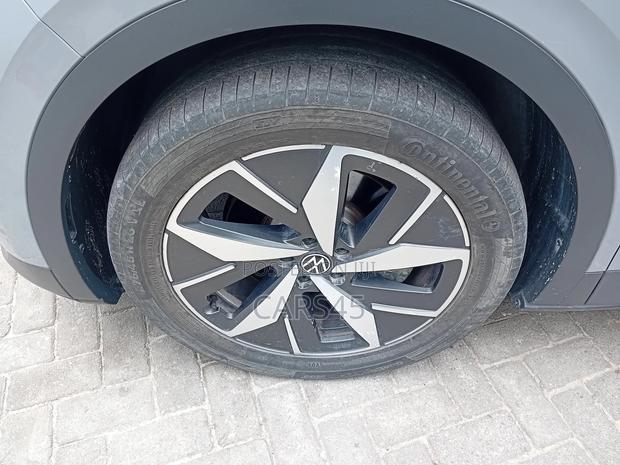 Volkswagen ID.4 2023 Green