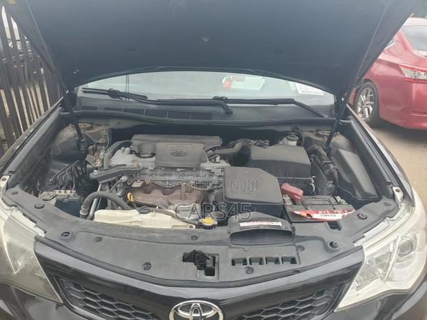 Toyota Camry SE 4dr Sedan (2.5L 4cyl 6A) 2013 Black
