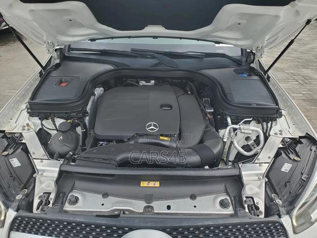 Mercedes-Benz GLC-Class 2021 White