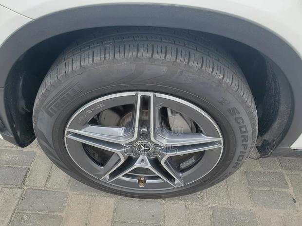 Mercedes-Benz GLC-Class 2021 White