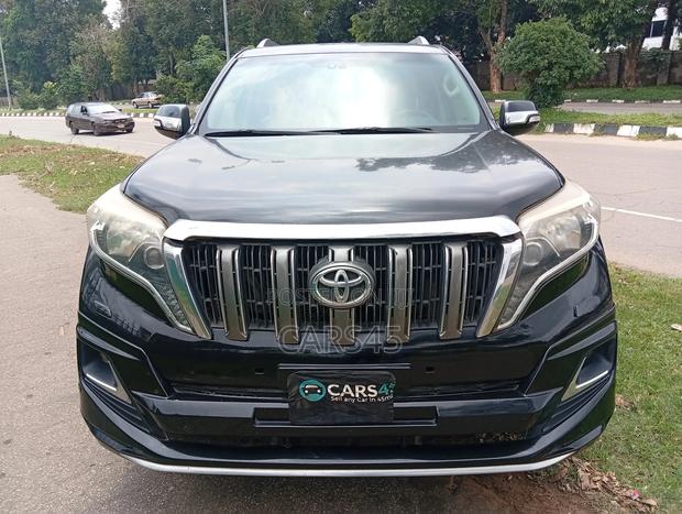 Toyota Land Cruiser Prado 2012 Black