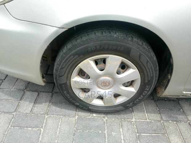 Toyota Camry 2004 Silver