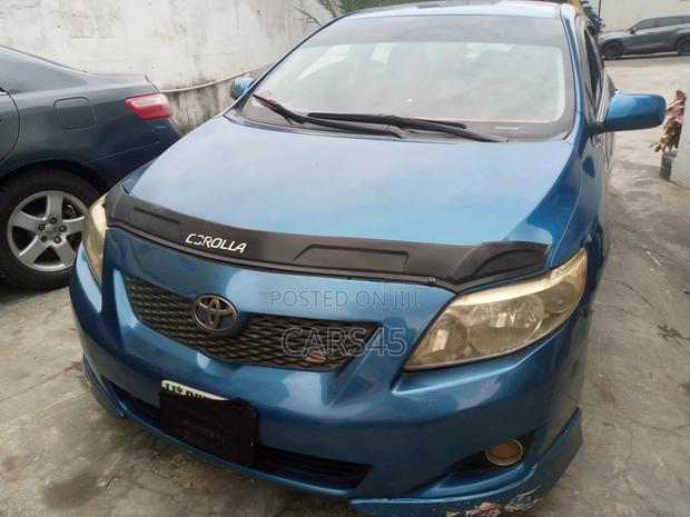 Toyota Corolla LE 4dr Sedan (1.8L 4cyl 4A) 2010 Blue