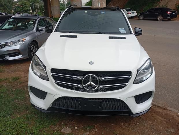 Mercedes-Benz GLE-Class 2017 White