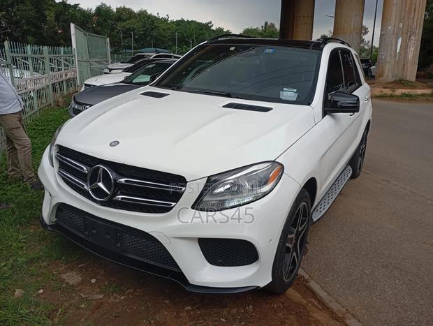 Mercedes-Benz GLE-Class 2017 White