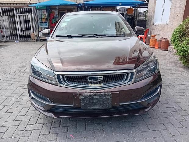 Geely Emgrand X7 2021 Brown